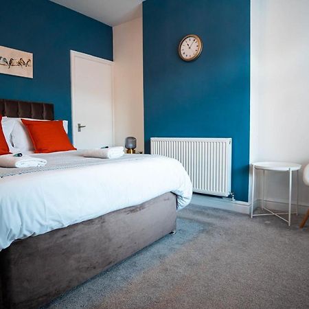 Comfortable House In Nuneaton Sleeps5 Free Parking Good Amenites Luaran gambar