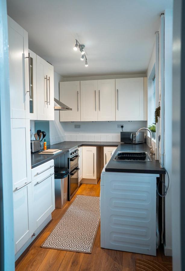 Comfortable House In Nuneaton Sleeps5 Free Parking Good Amenites Luaran gambar
